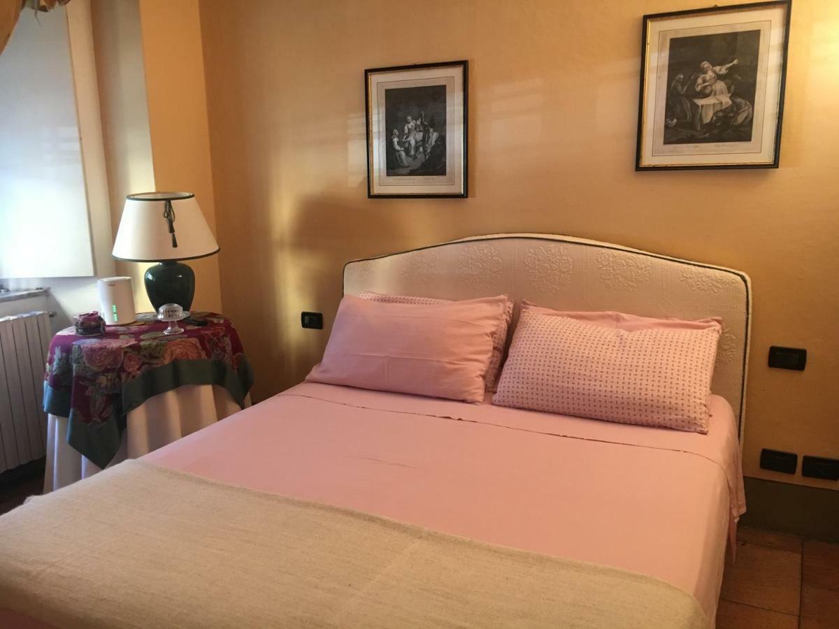 卢卡尼多迪托斯卡二号旅馆公寓 外观 照片